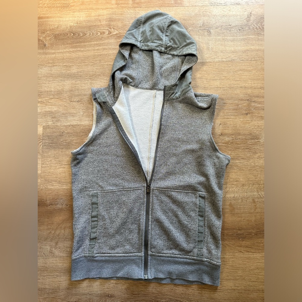 Mens Lululemon Zip up Hoodie Vest Size Medium Grey - Picture 8 of 13